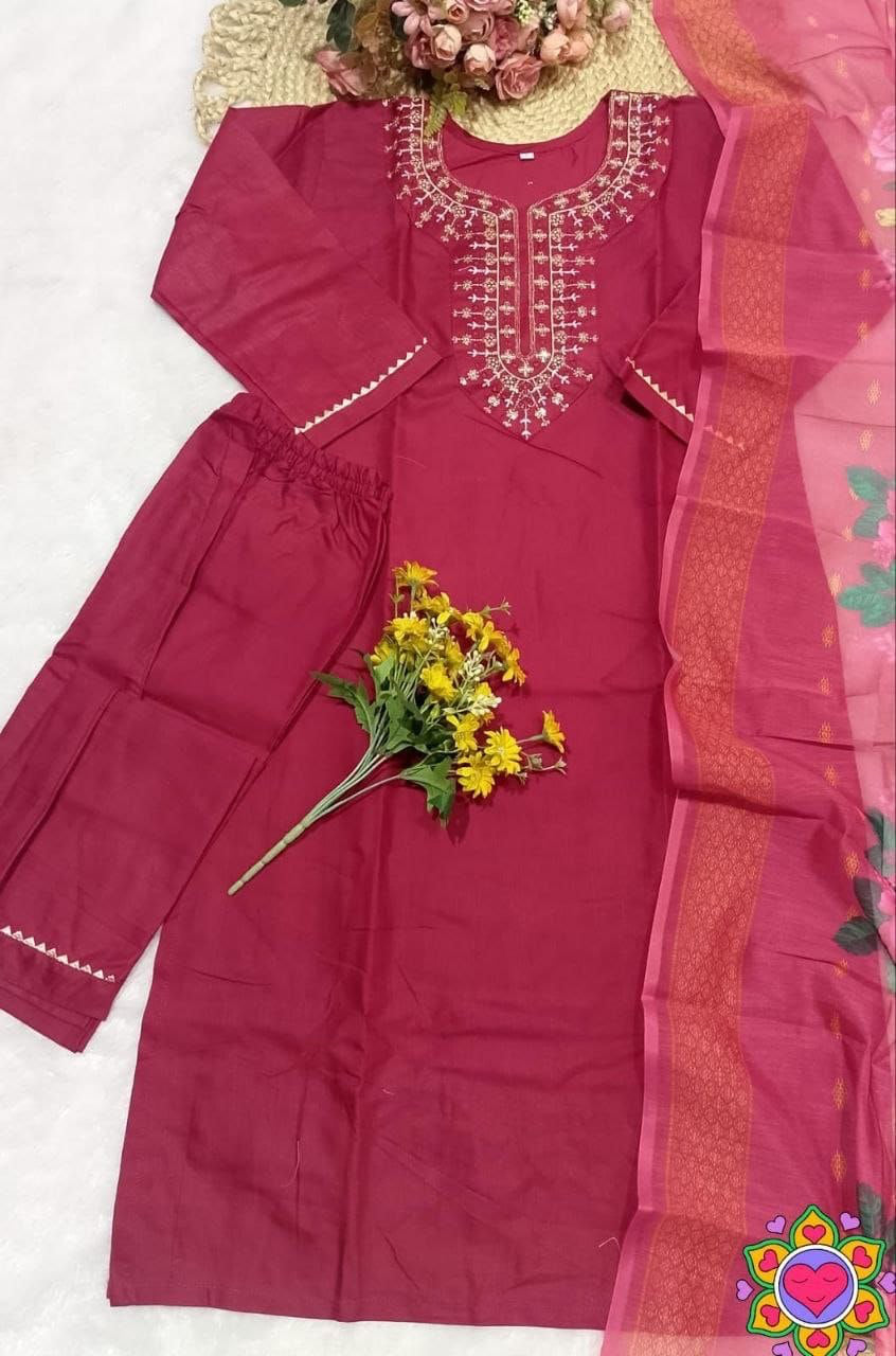 Punjabi "Dounisha" - Rose fuschia