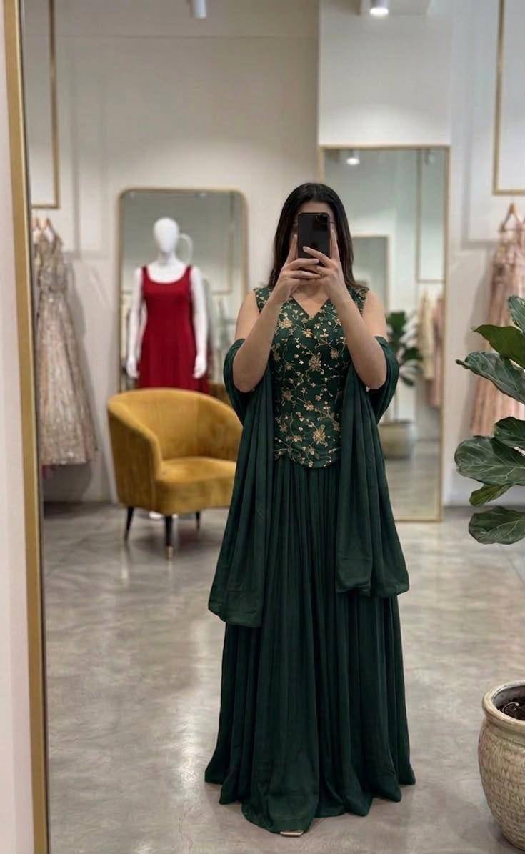 Lehenga Collection "Vinesha" - Vert