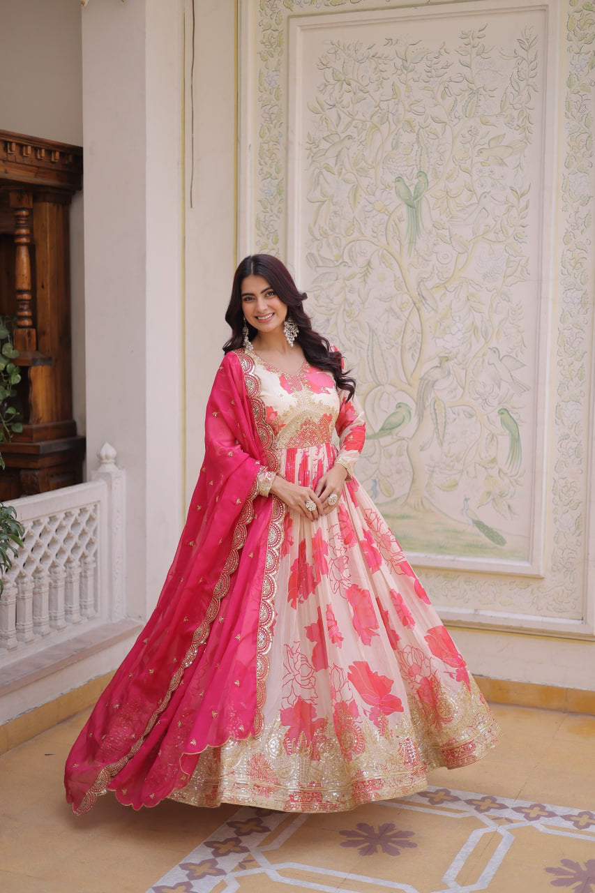 Anarkali Collection "Priya" - Beige/crème