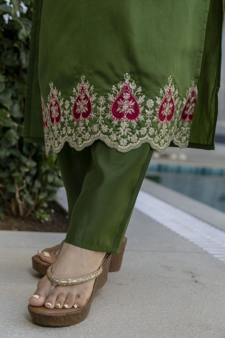 Punjabi "Neela" - Vert
