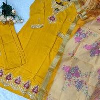 Punjabi "Neela" - Jaune