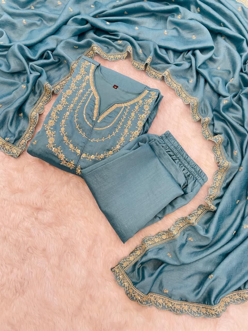 Anarkali Collection "Disha" - Bleu