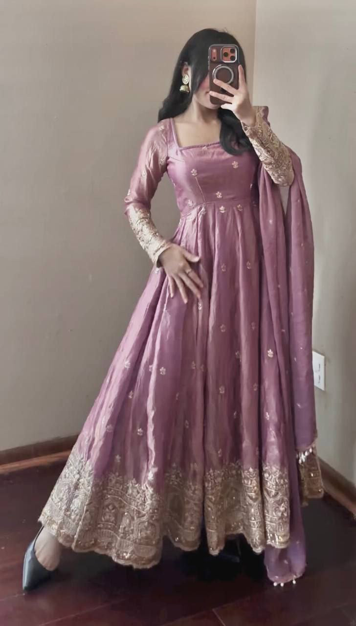 Anarkali/Robe Collection "Indra" - Lilas