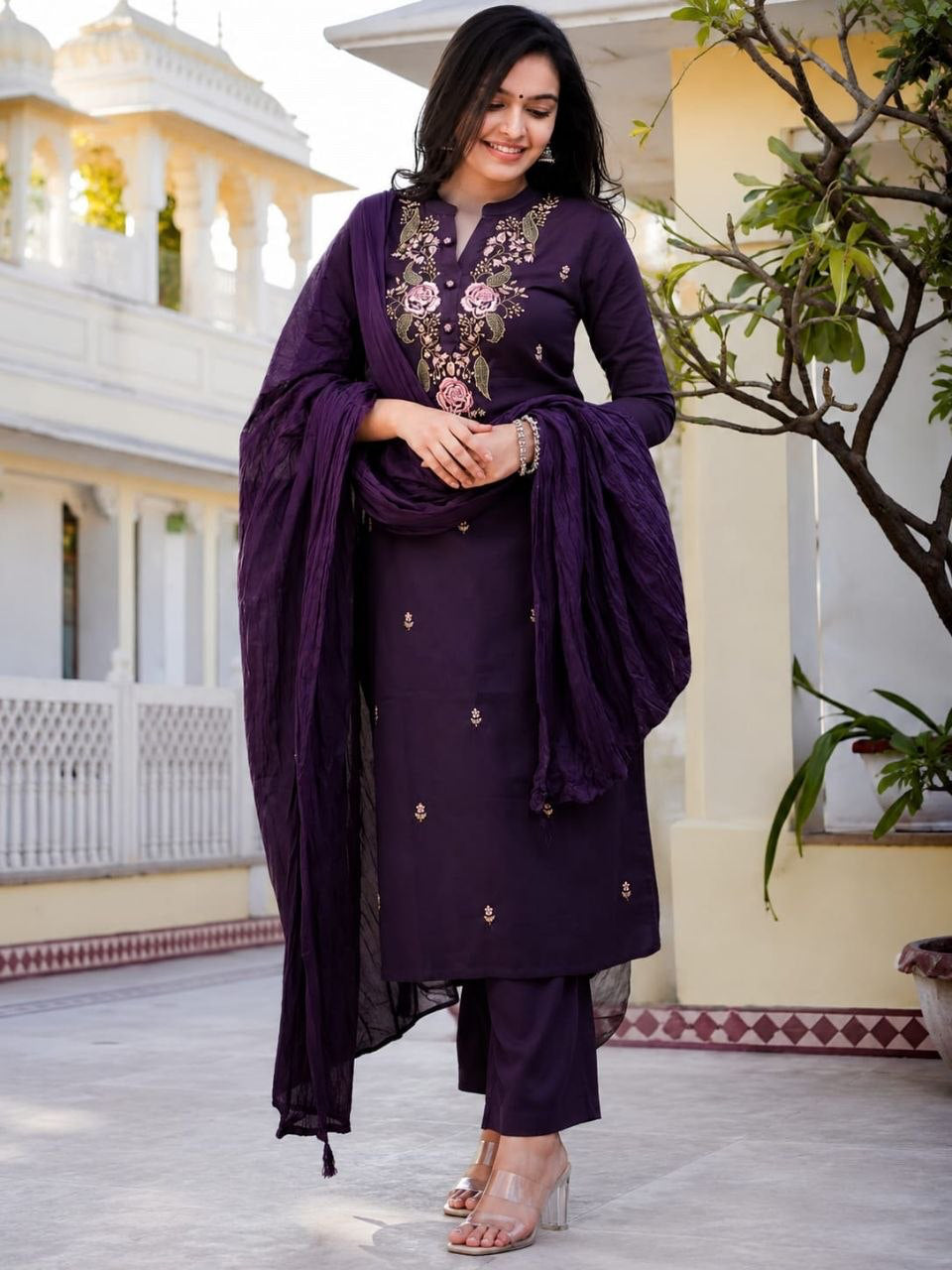Punjabi "Dithya" - Noir