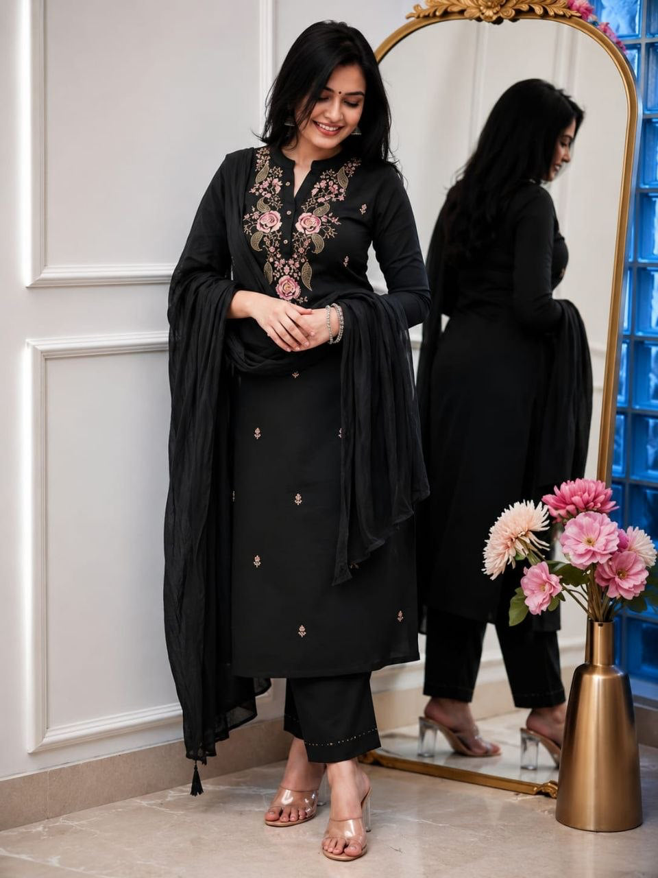 Punjabi "Dithya" - Noir