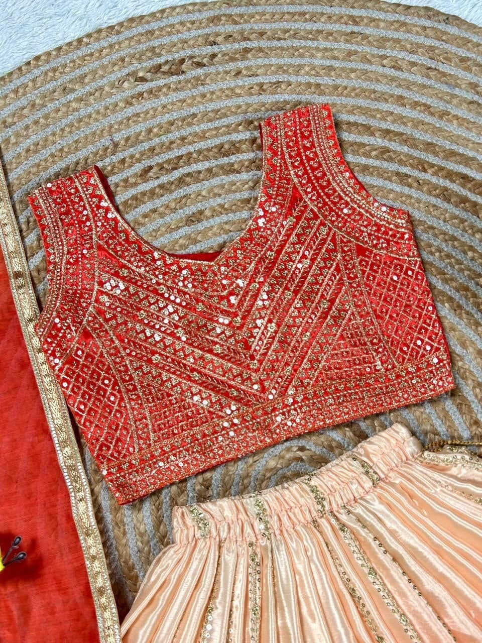 Lehenga Fille collection "Sounita" - Orange