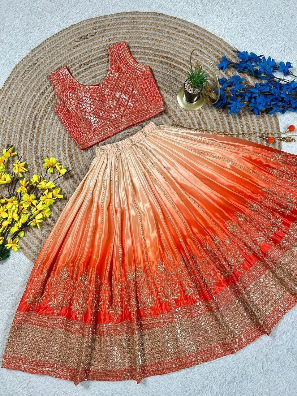Lehenga Fille collection "Sounita" - Orange
