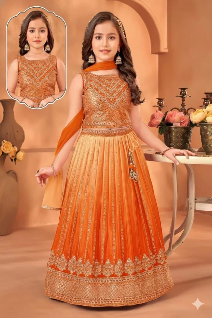 Lehenga Fille collection "Sounita" - Orange