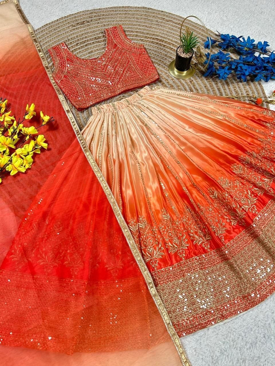 Lehenga Fille collection "Sounita" - Orange