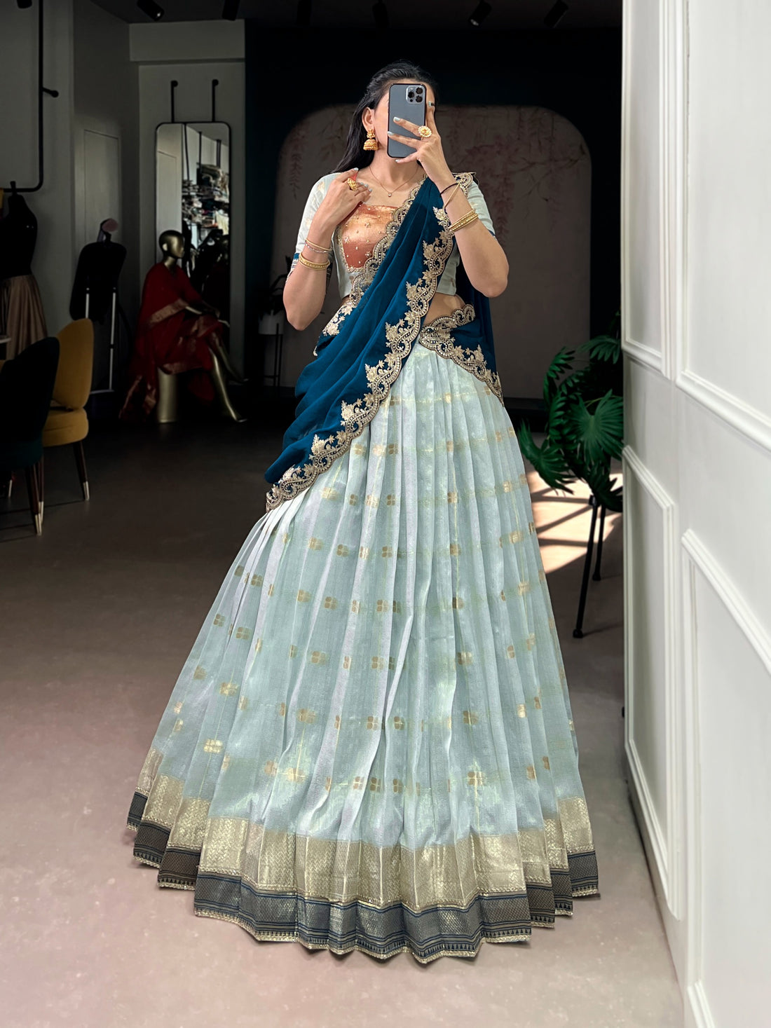 Lehenga collection "Vedaa" - Vert d&