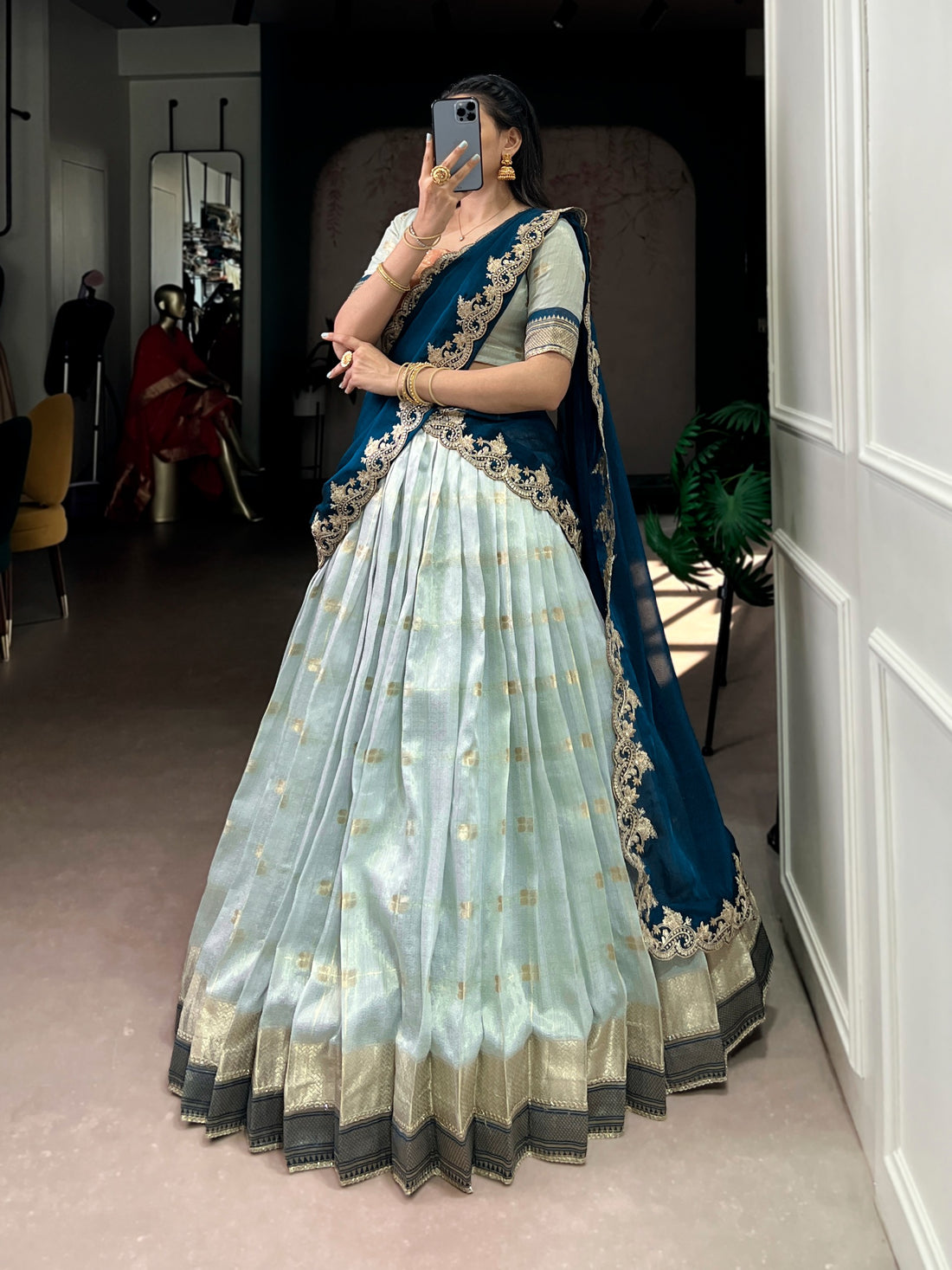 Lehenga collection "Vedaa" - Vert d&