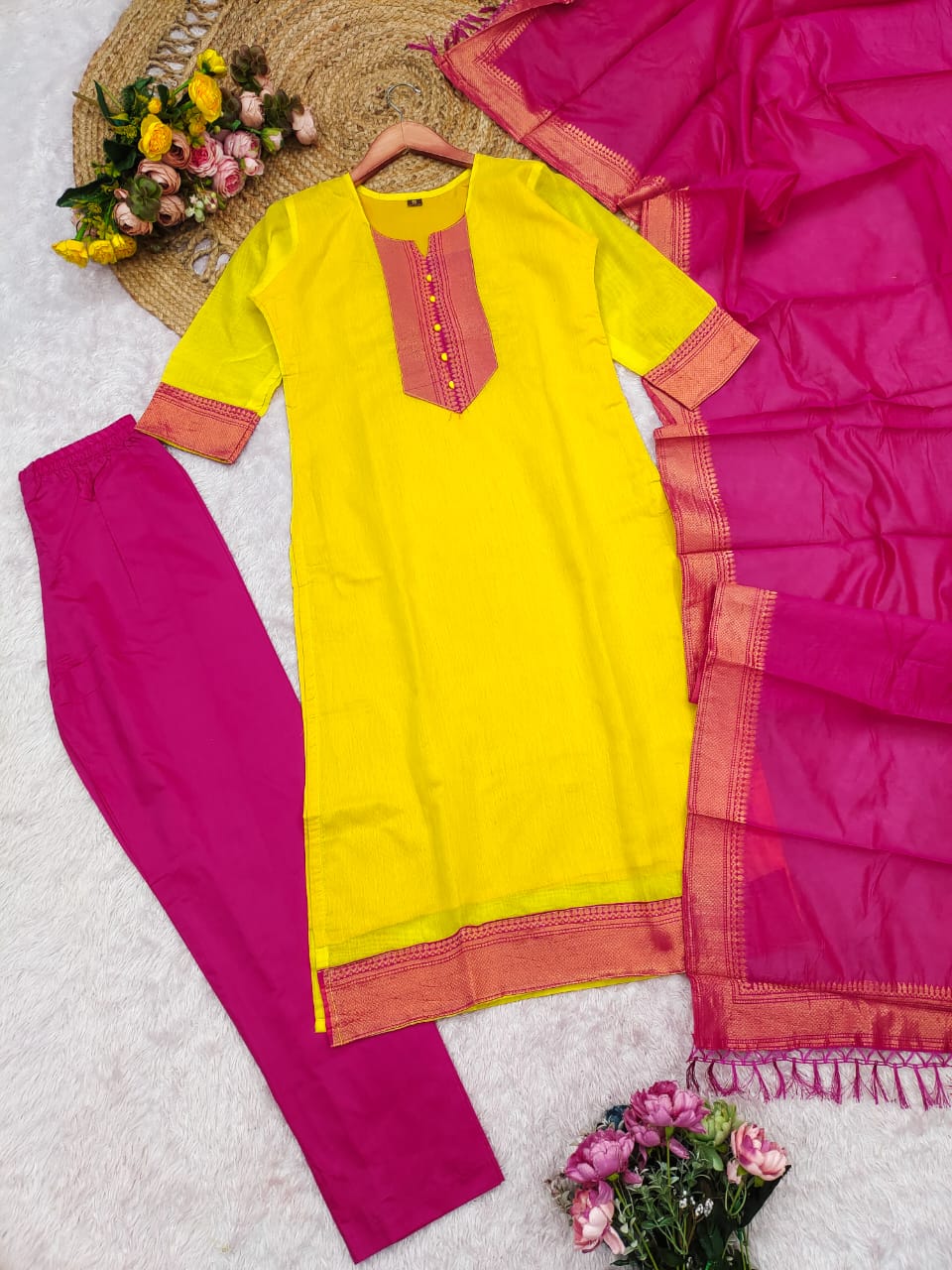 Punjabi "Dévy" - Jaune citron
