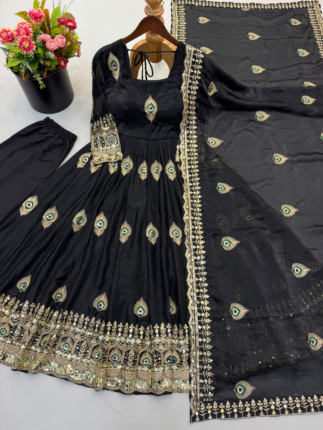 Robe Anarkali collection "Amesha"