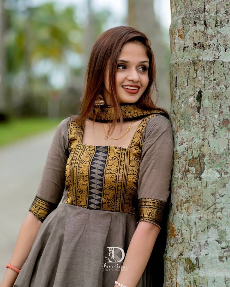 Robe Collection "Suhani"