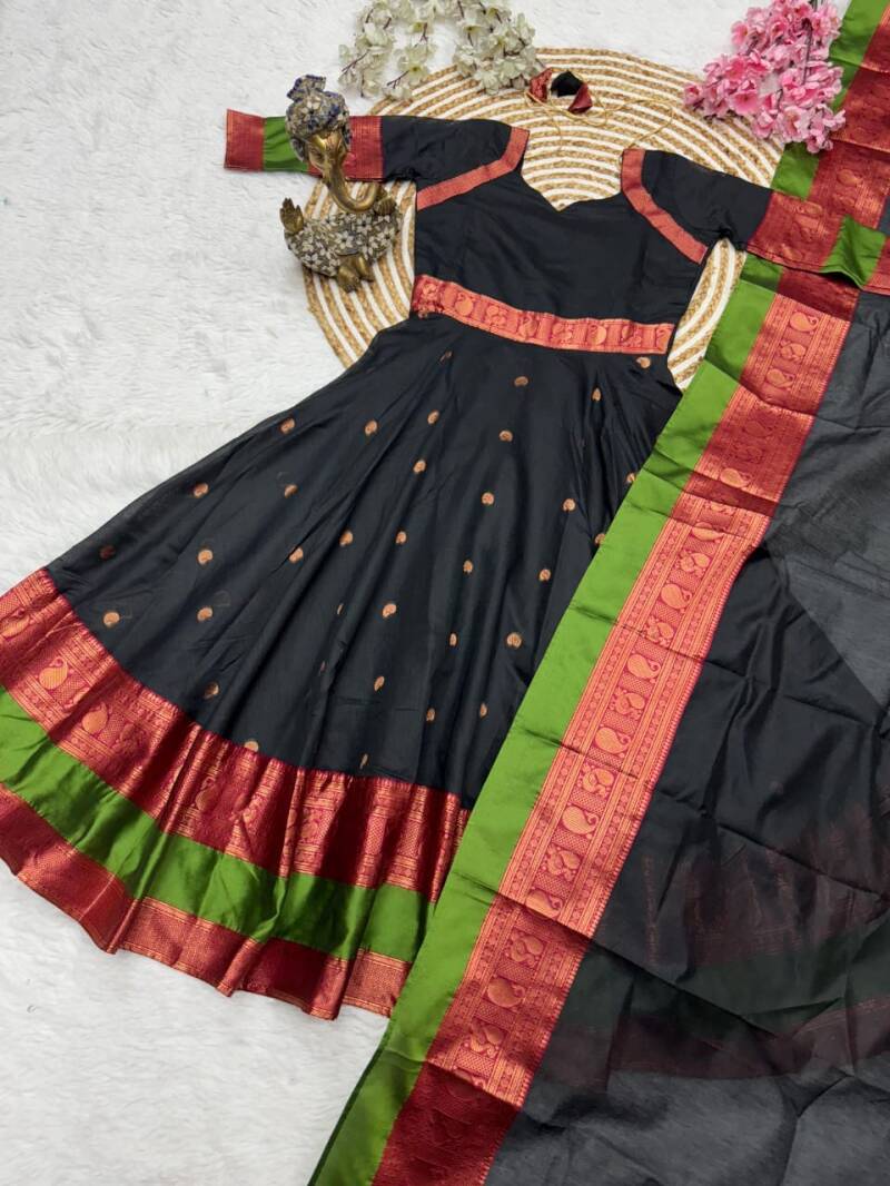 Robe Collection "Kanikaa"