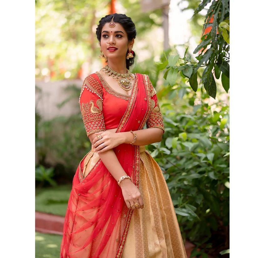 Lehenga collection "Khadidja" - Doré/rouge