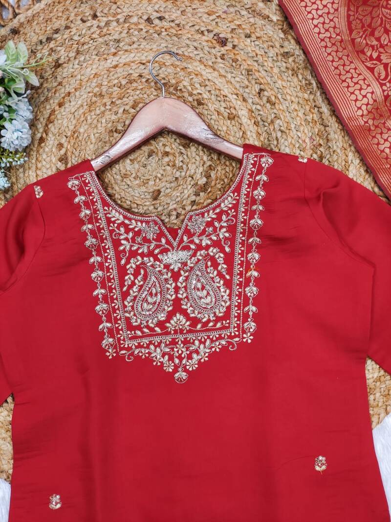 Punjabi Collection "Redchand"  - Rouge