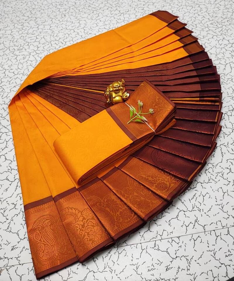 Sari Dharini - Jaune