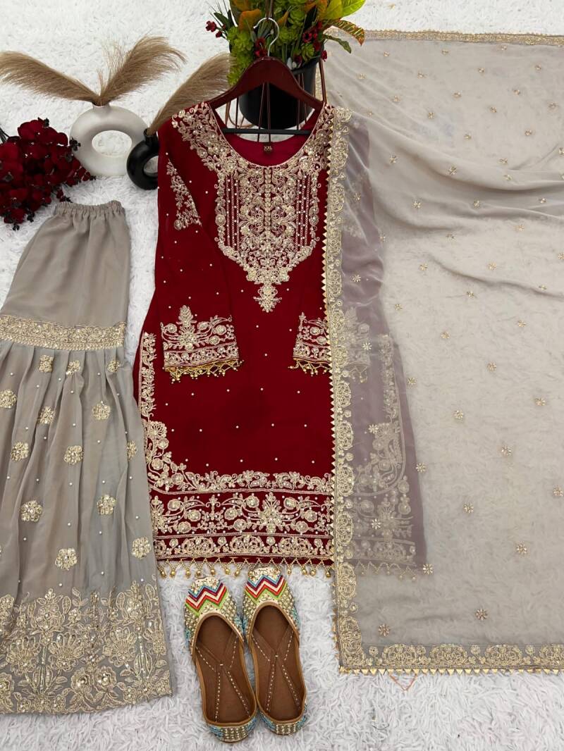 Punjabi Collection "Poujvali" - Rouge