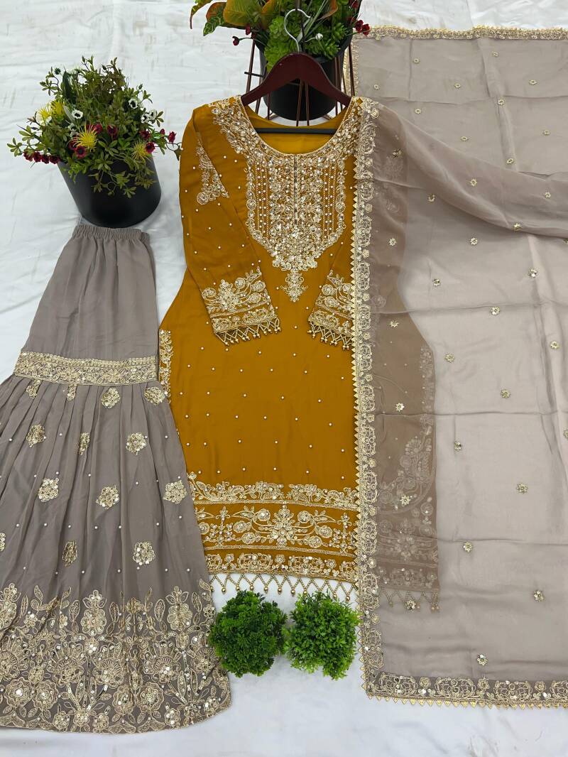 Punjabi Collection "Poujvali" - Jaune