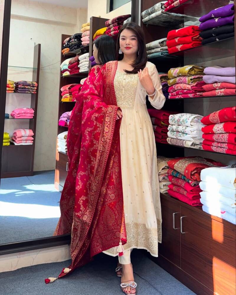 Anarkali/Robe Collection "Akshara Anarkali"  - Blanc