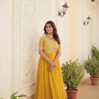 Anarkali/Robe Collection "Anarkali SWEETY 3" - Jaune