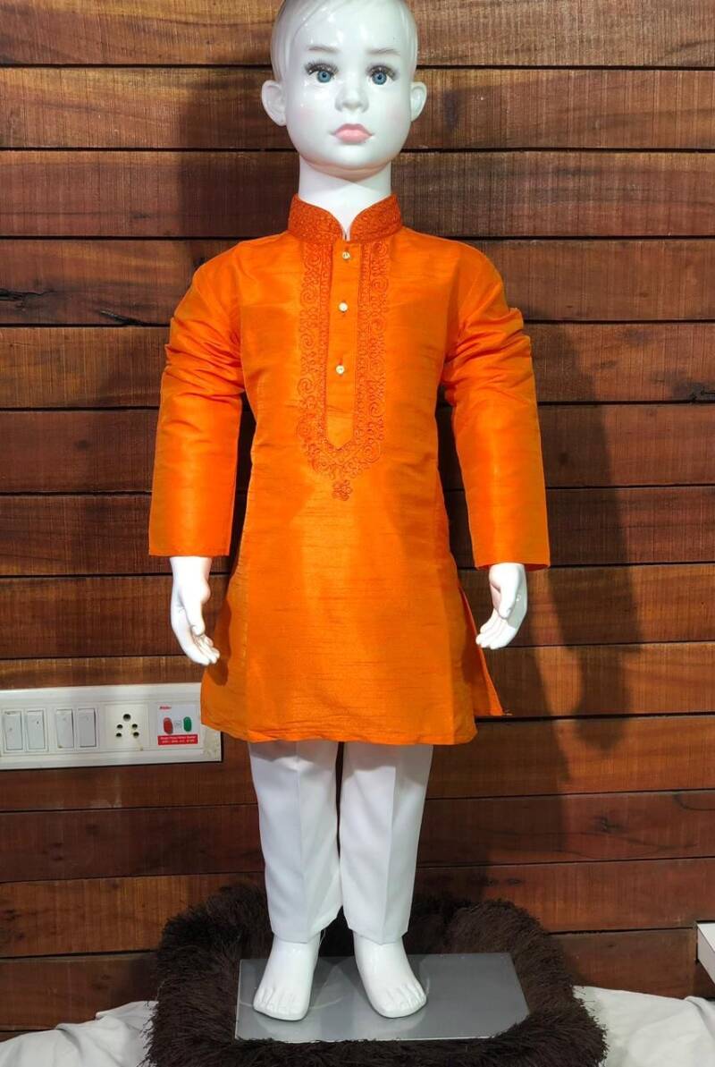 Kurta "AARI"
