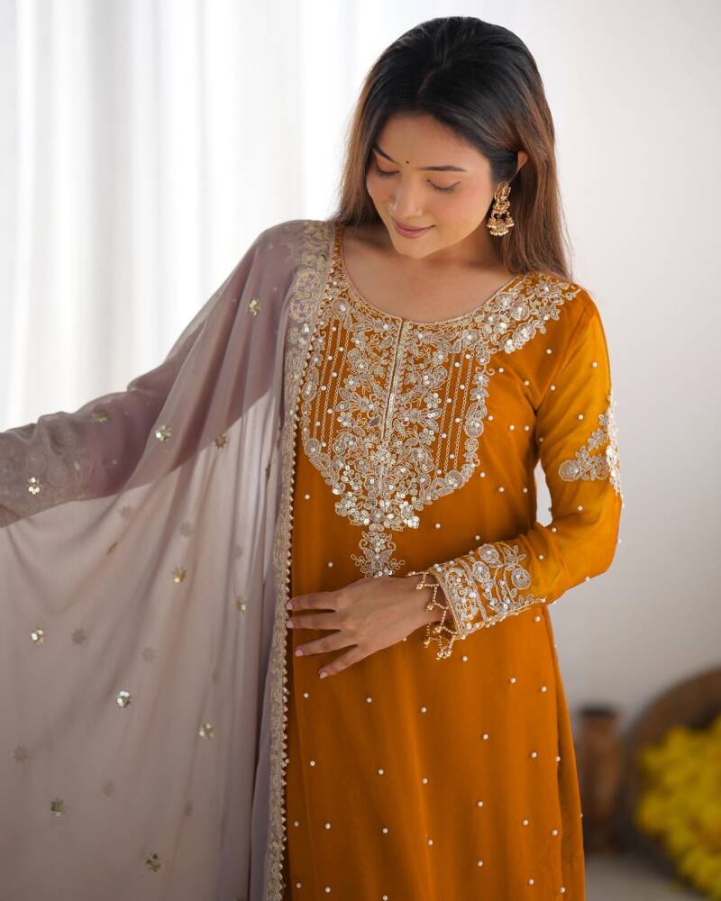 Punjabi Collection "Poujvali" - Jaune