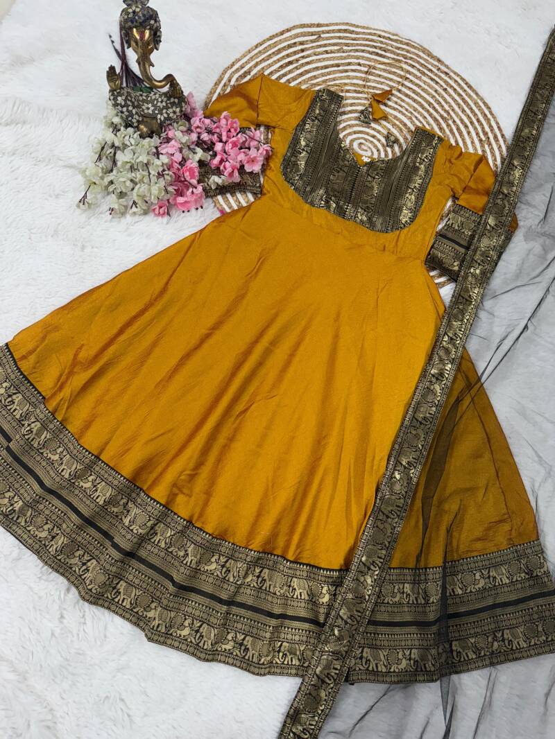 Robe Collection "Parvati" - Jaune