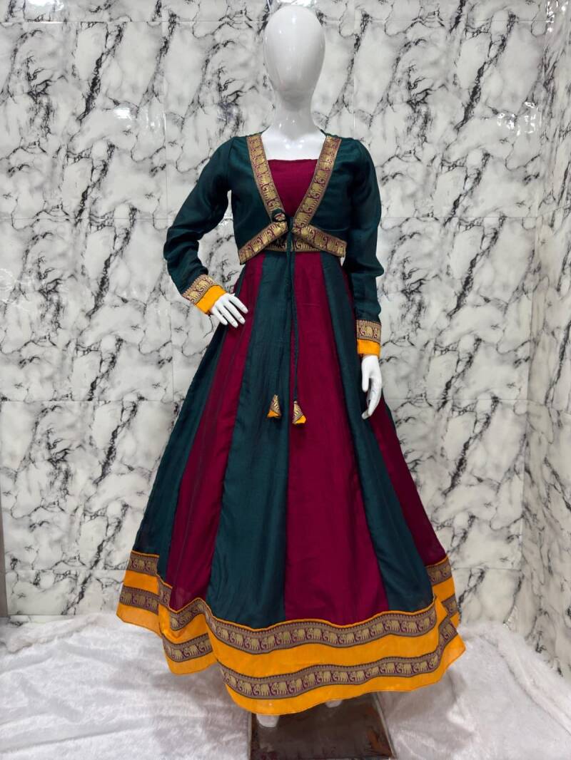 Robe Collection "Surya" - Rouge