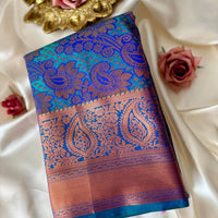 Sari Mayil