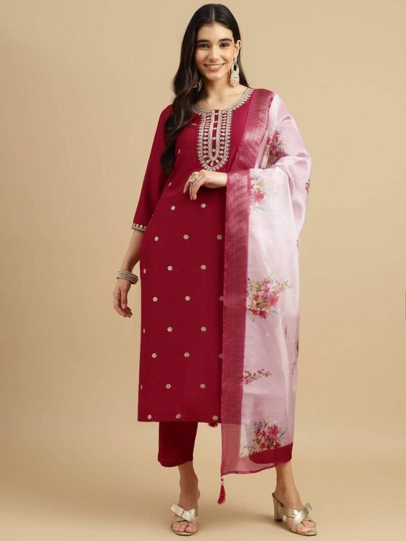 Punjabi Collection "Safia" - Rouge