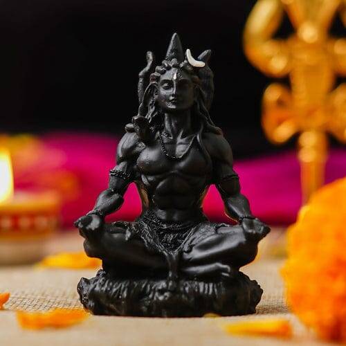 Statuette noire du Seigneur Shiva en méditation