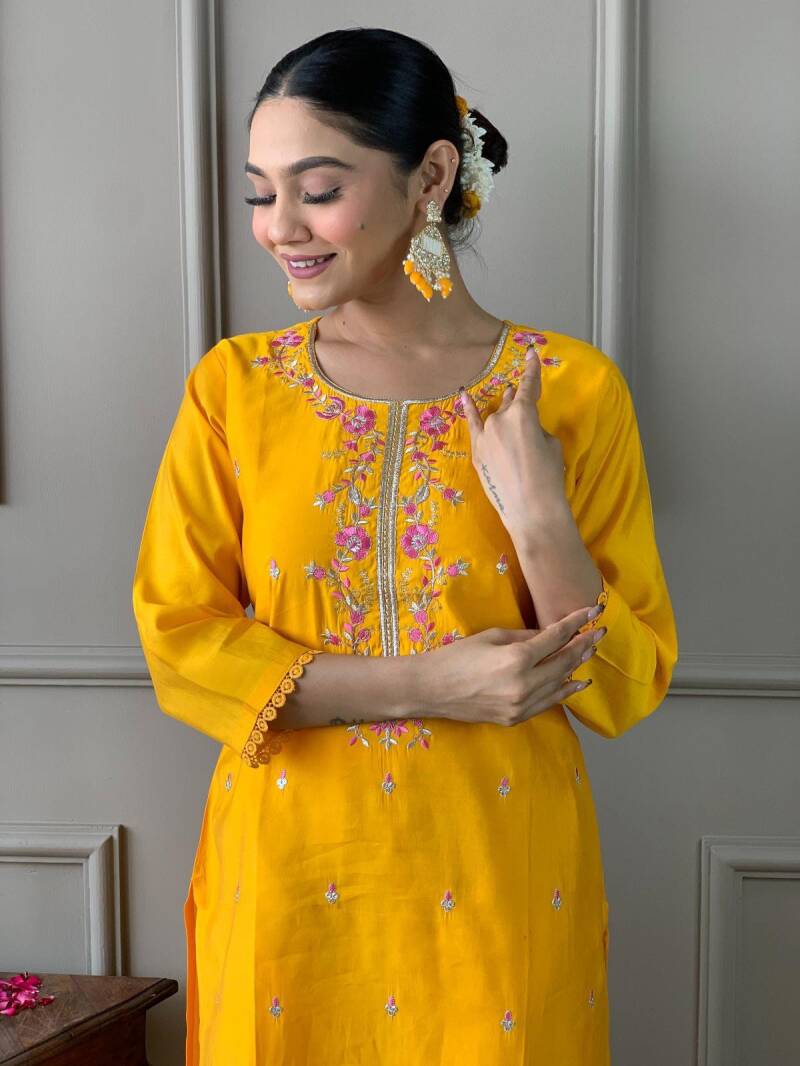 Punjabi Collection "Chanderi 2"  - Jaune