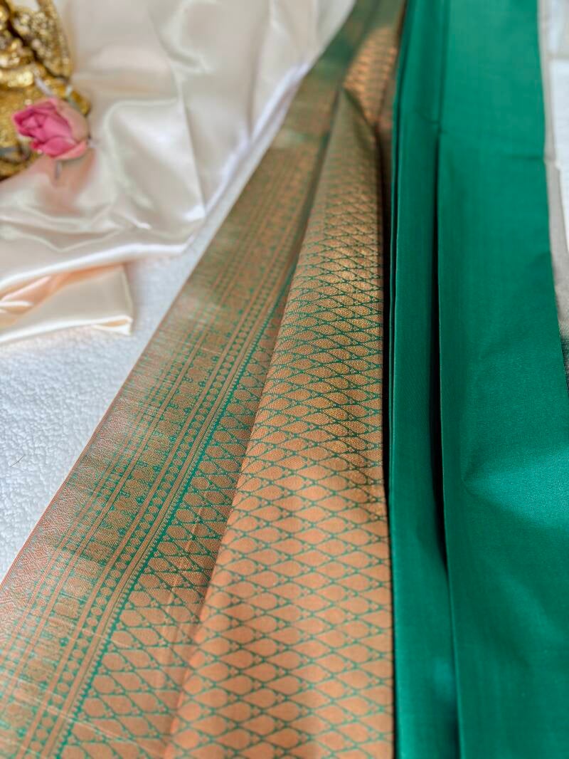 Sari Sohana - Gris