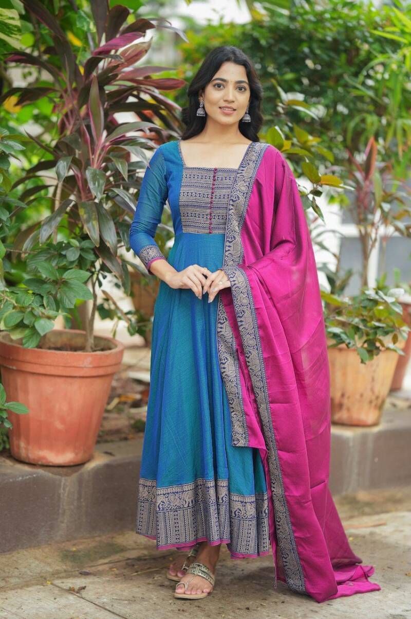 Robe Collection "Ajani" - Bleu