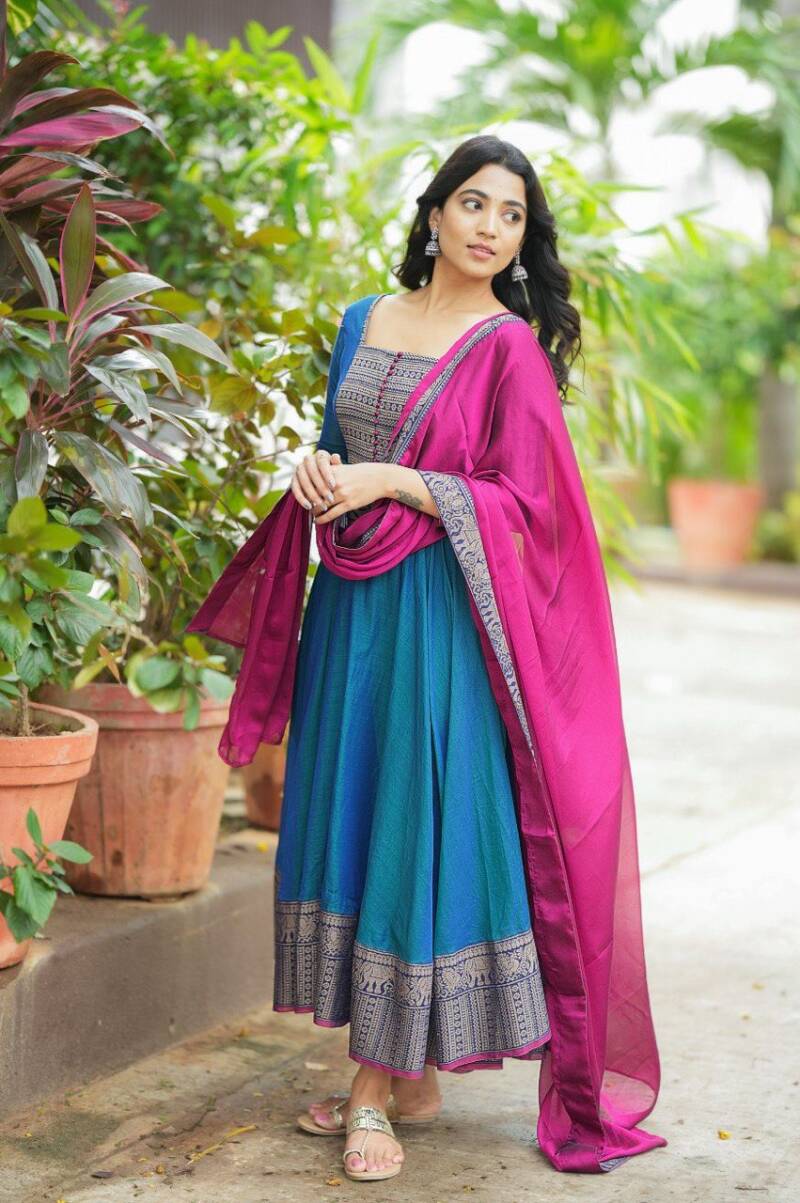 Robe Collection "Ajani" - Bleu
