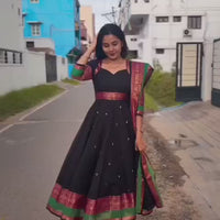 Robe Collection "Kanikaa"
