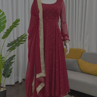 Anarkali  "Radhana" - Rouge bordeaux