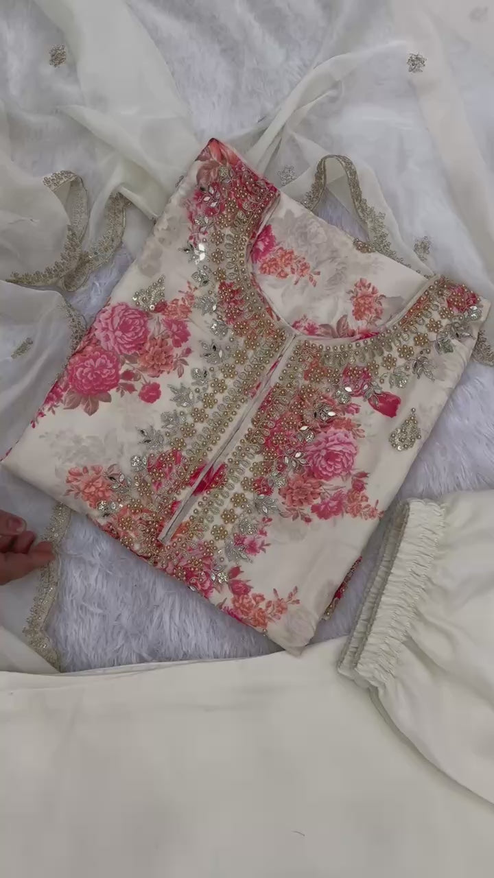 Punjabi Collection Sathyana - Blanc